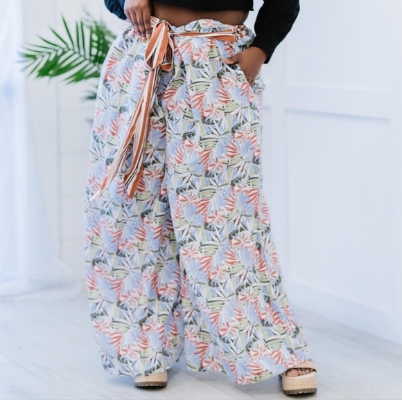 Davi & Dani Island Retreat Full Size Run Palazzo Pants in Pink - Picture 2 of 11